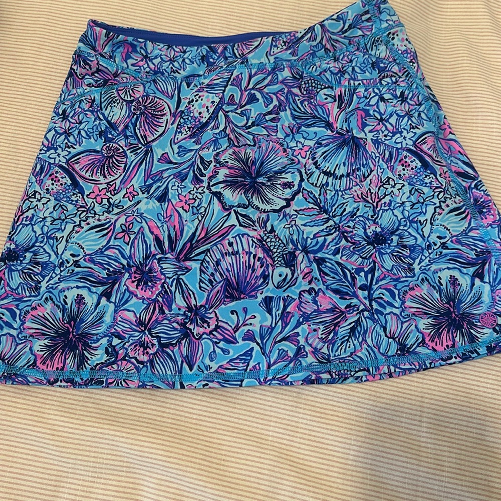 NWOT Lilly Pulitzer Luxletic skirt
